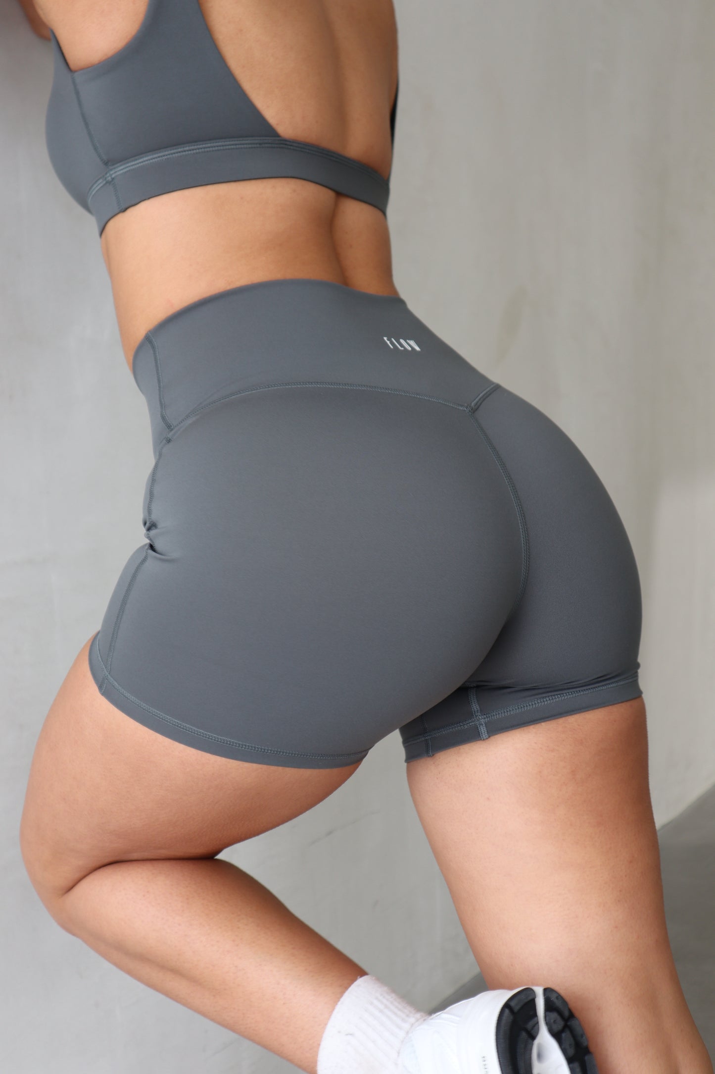 Leia Shorts | STEEL