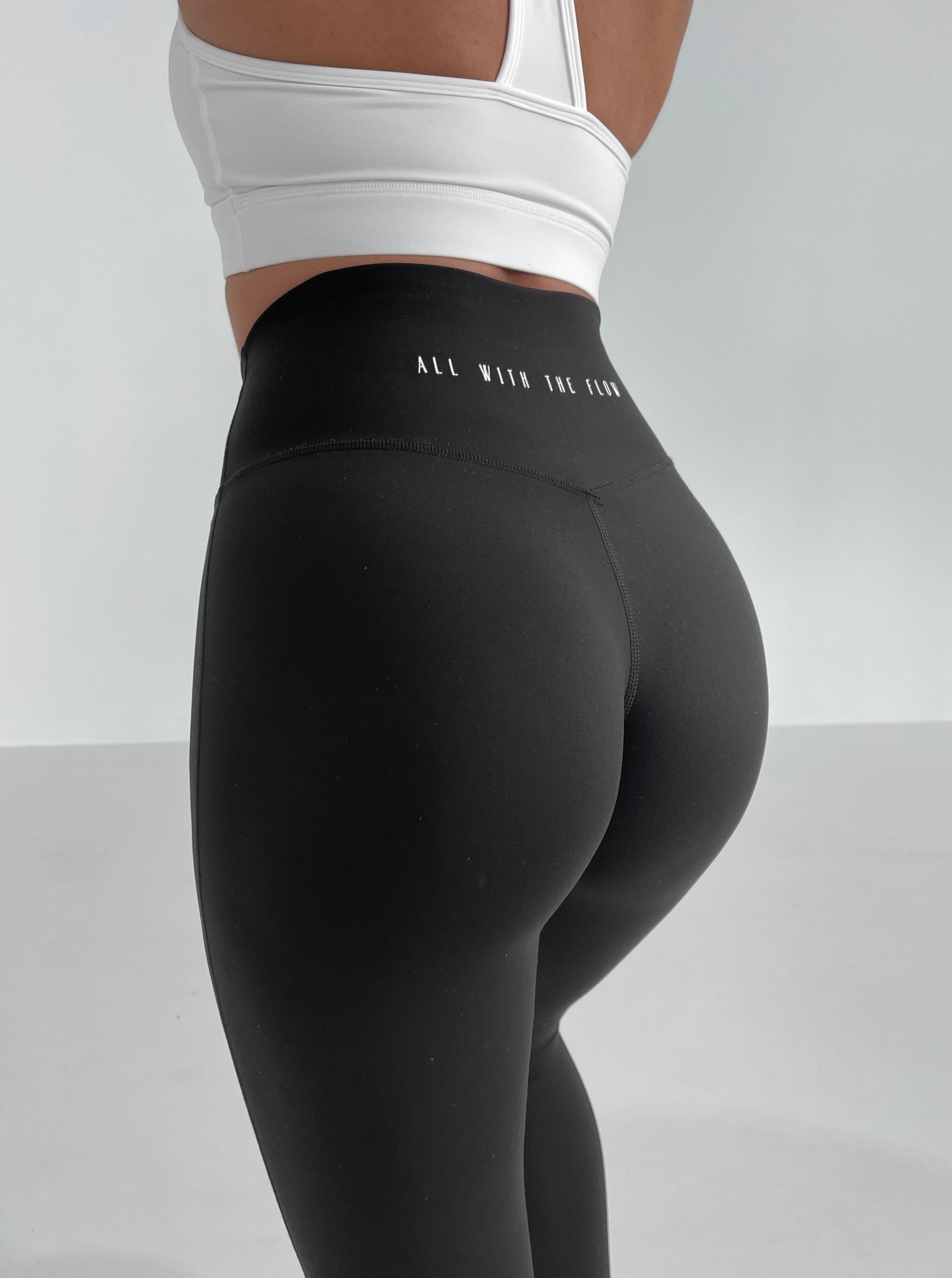 Ashley Leggings 2.0  ONYX – All With The Flow