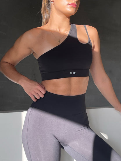 WILO sports bra Black - $15 - From Laikyn